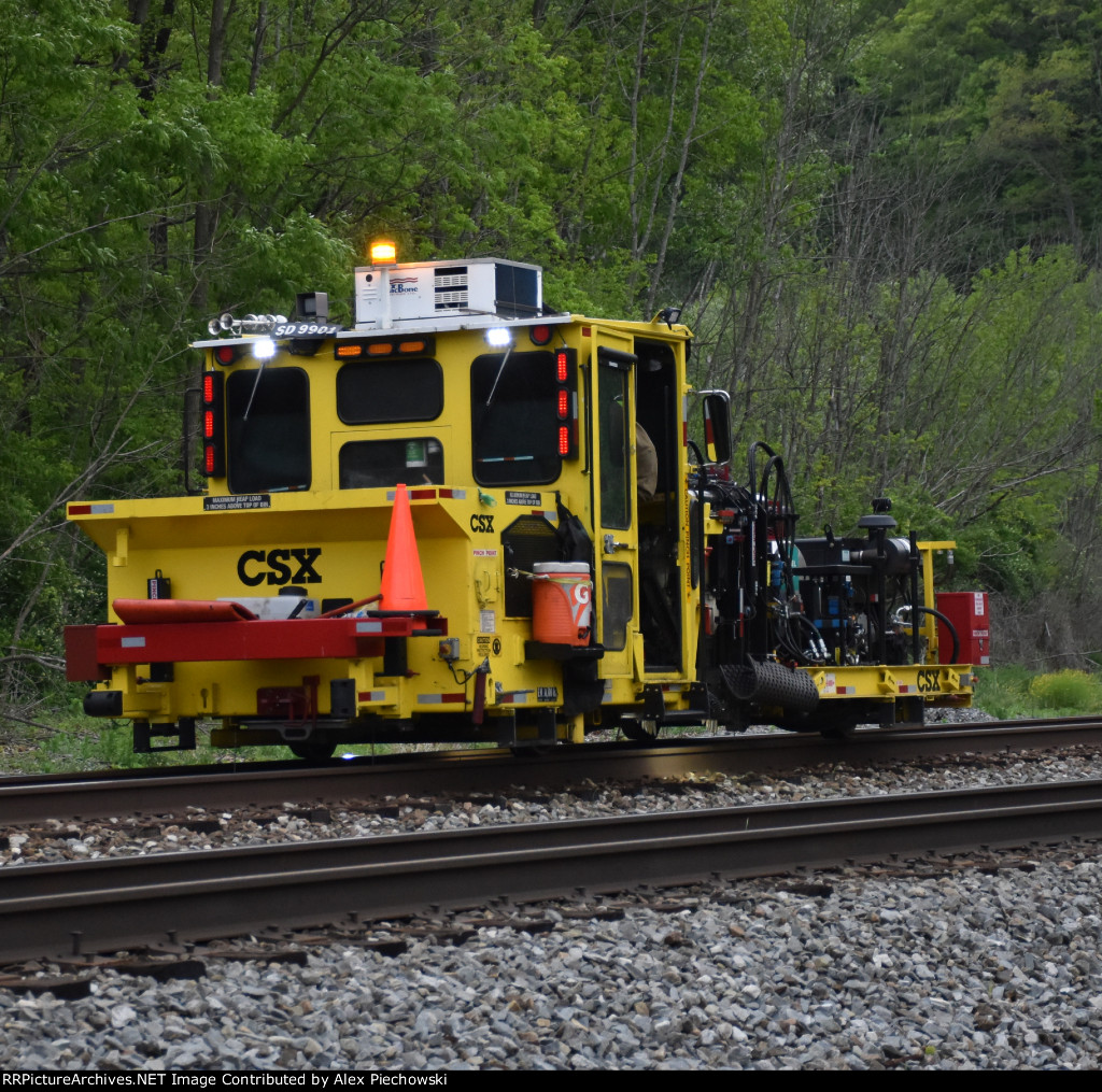 CSX SD9901